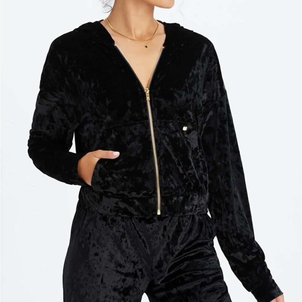 Fabletics Crushed Velour Zip Up Hoodie Black XS NWT‎ in packaging